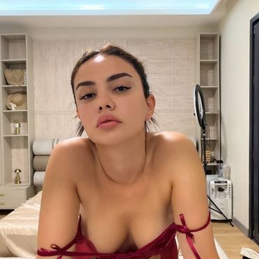 Ece Ronay - Fotoğraf 18